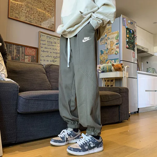 Premium Nike Casual Hose Schwarze Fleece Casual Kollektion