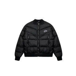 Hochwertiger Nike-Mantel im schwarzen Logo-Stil