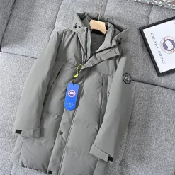 Bestseller Canada Goose Daunenjacken Weiß Casual Luxury
