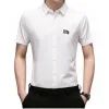 Hochwertige Burberry Kurzarm Grau Baumwolle Klassischer Stil