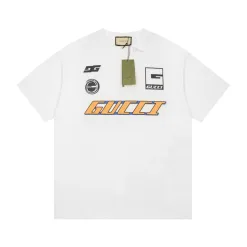 Premium Gucci T-Shirt aus Baumwolle mit Logo-Kollektion