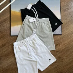 Luxus Nike Shorts Schwarze Baumwolle Preppy Kollektion
