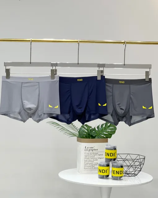 Hochwertige Fendi Unterwäsche Schwarz Seide Atmungsaktiv Stil