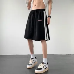 Balenciaga Shorts in Premium-Qualität, schwarze Seide, klassischer Luxus