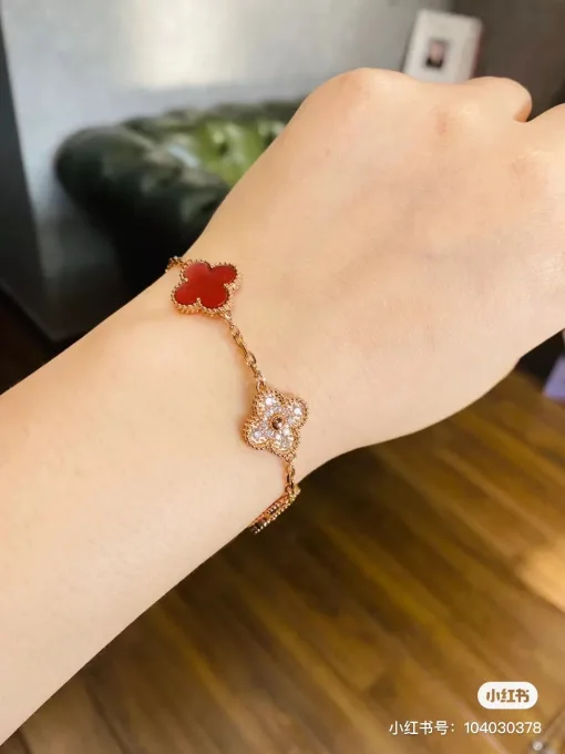 Premium Van Cleef & Arpels Armband Gold Print Kollektion