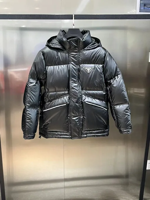 Luxus Prada Daunenjacke Schwarz Minimalistischer Luxus