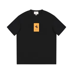 Hochwertige Gucci Kurzarm-Kollektion mit weißem Logo