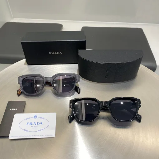 Bestseller Prada Sonnenbrille Grau Luxus