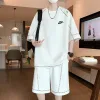 Hochwertiges Nike Kurzarmshirt Weiß Print Kollektion