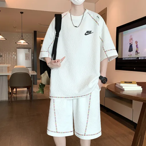 Hochwertiges Nike Kurzarmshirt Weiß Print Kollektion