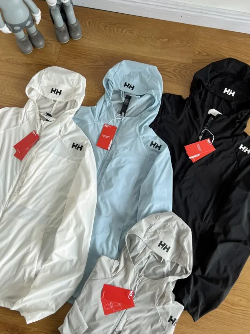Premium Helly Hansen Jacken Schwarzes Logo Luxus