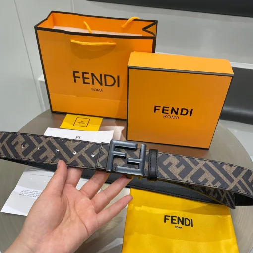 Bestseller Fendi Gürtel Leder Klassischer Stil