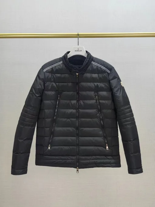 Luxus-Mäntel von Moncler