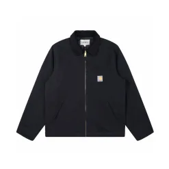 Hochwertige Carhartt Mäntel im Black Washed Style