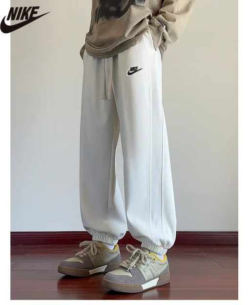 Luxus Nike Hosen Weiß Casual Kollektion