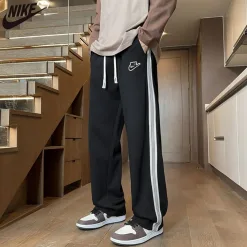 Premium Nike Hose Schwarz Baumwolle Casual Kollektion