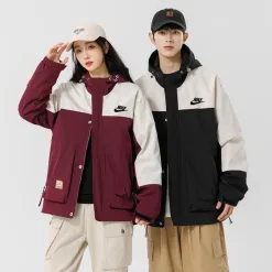 Premium Nike Mäntel Schwarz Patchwork Style