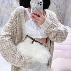 Hochwertiger Fendi-Pullover im Jacquard-Stil