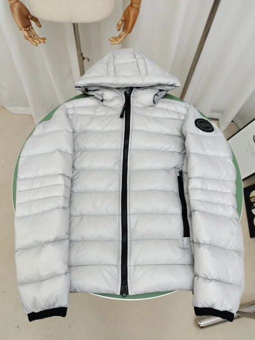 Luxus-Jacken von Canada Goose im weißen Fleece-Stil