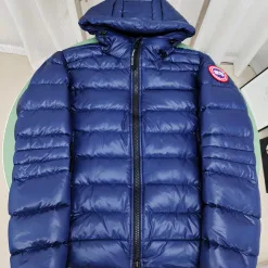 Hochwertige Canada Goose Jacken aus der White Fleece Kollektion