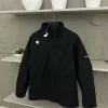Hochwertige Descente-Jacken aus schwarzem Fleece, klassische Kollektion