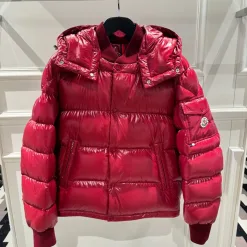 Moncler Daunenjacke in Premiumqualität, Weiß, klassischer Luxus