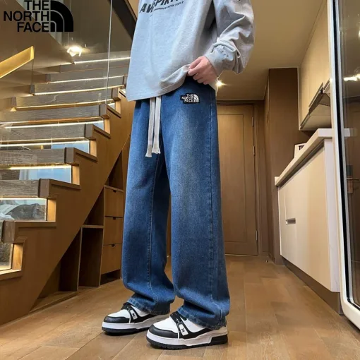 Premium The North Face Jeans Washed Kollektion