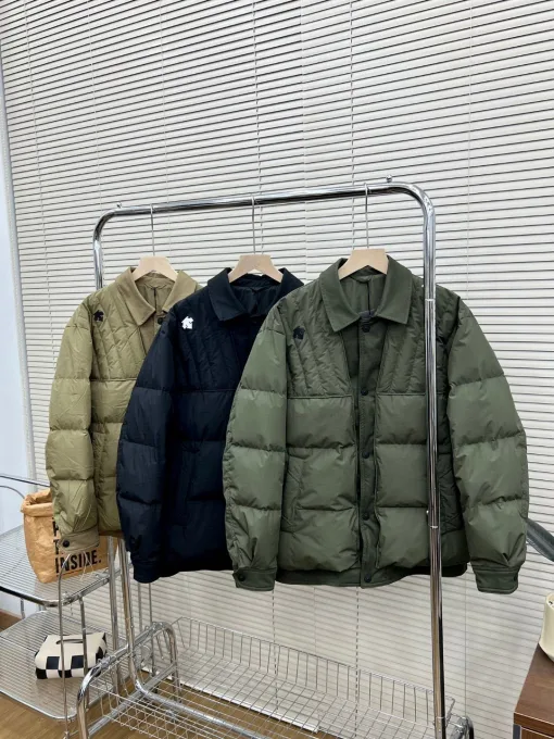 Bestseller Descente Daunenjacken Weiß Print Luxus