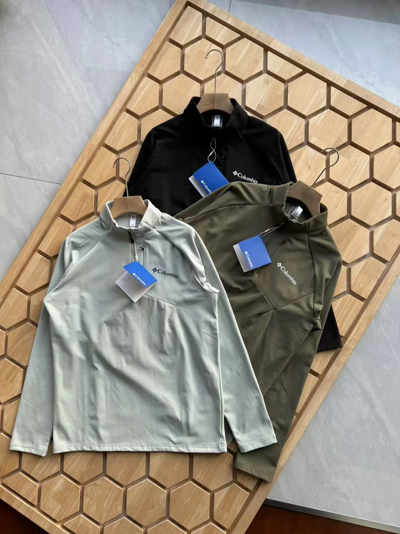 Columbia Sweatshirts