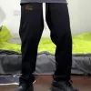 Luxuriöse Gucci Straight-Leg-Hose im grauen Fleece-Logo-Stil