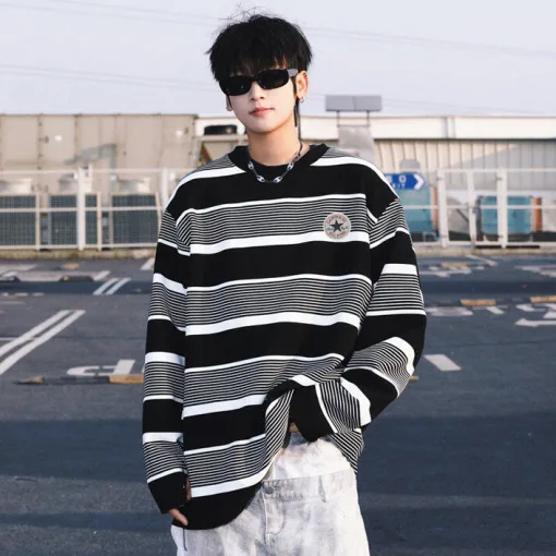 Luxus-Langarmshirts von Converse in Schwarz mit Streifen