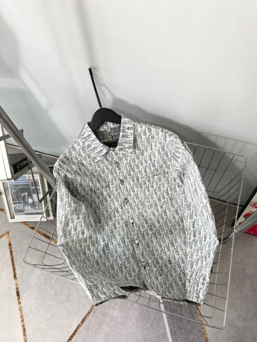 Hochwertiges Dior-Hemd in Grau-Denim, klassischer Luxus