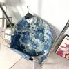 Luxus-Jacken von Louis Vuitton aus der Denim-Farbverlaufskollektion