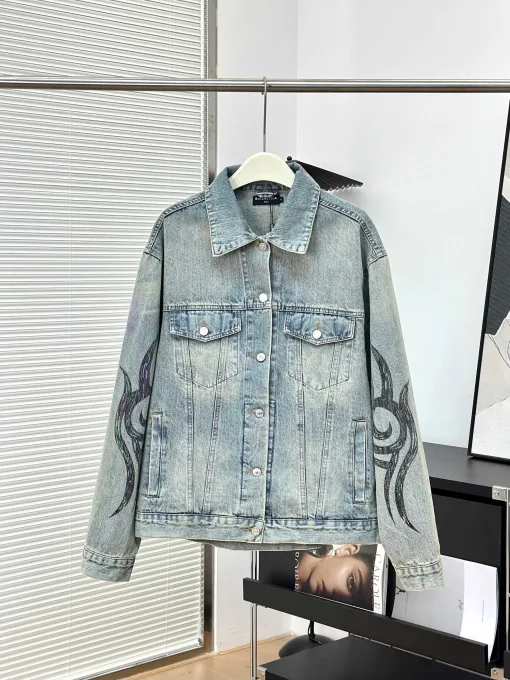 Premium Balenciaga Jacken im Denim Washed Style