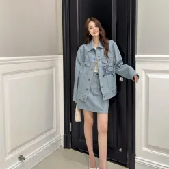 Hochwertige Burberry-Kollektion mit Denim-Print
