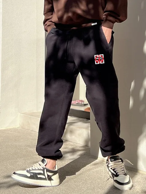 Luxuriöse Jogginghose von Givenchy im grauen Fleece-Logo-Stil