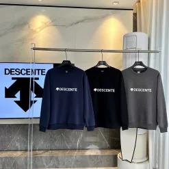Bestseller Descente Sweatshirts Rot Fleece Klassischer Stil