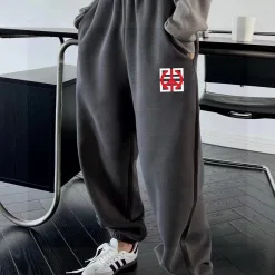 Hochwertige Jogginghose von Givenchy aus grauem Fleece mit Logo-Kollektion