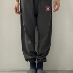 Meistverkaufte Balenciaga-Hosen aus roter Fleece-Logo-Kollektion