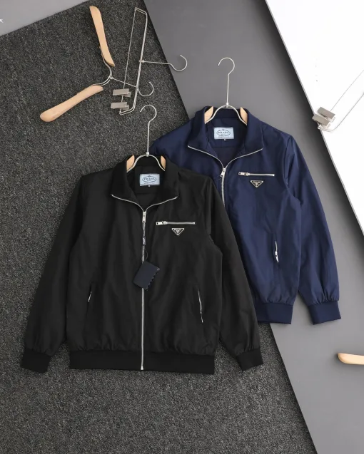 Luxus Prada Mäntel Schwarz Streetwear Style