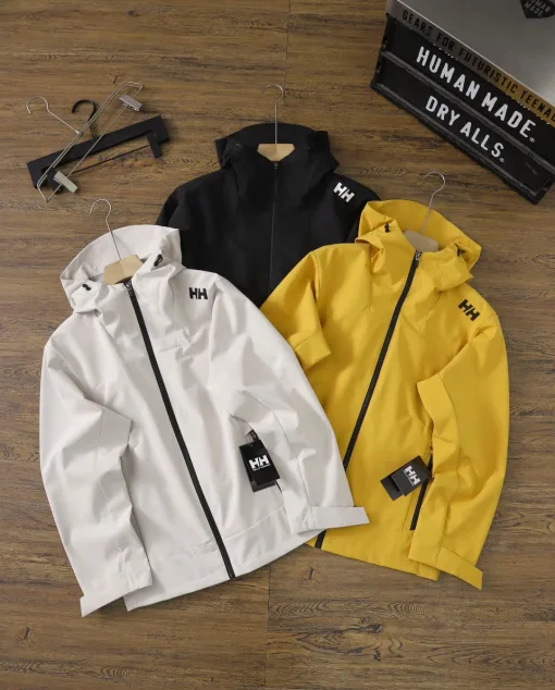 Premium Helly Hansen Jacken Schwarz Elegante Kollektion