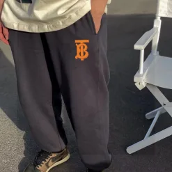 Premium Burberry Jogginghose aus grauer Baumwolle im Logo-Stil