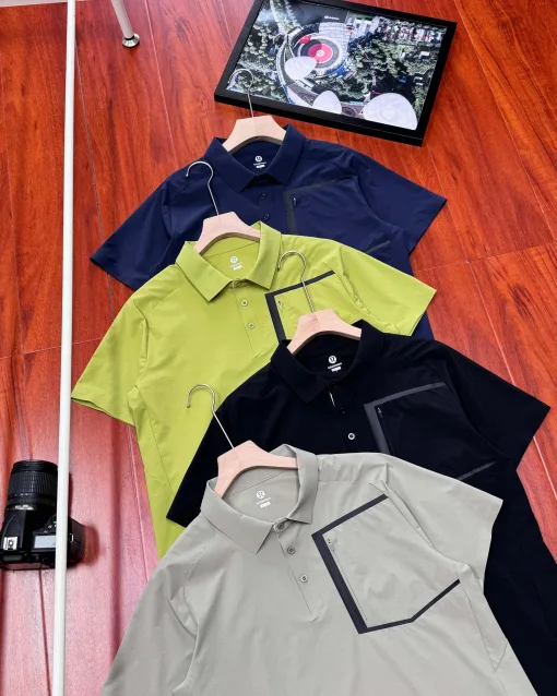 Bestseller: Kurzarm-Shirt aus schwarzem Polyester der Classic Collection von Lululemon