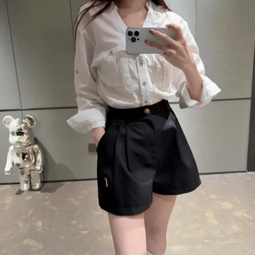 Bestseller der Yves Saint Laurent Shorts Logo-Kollektion