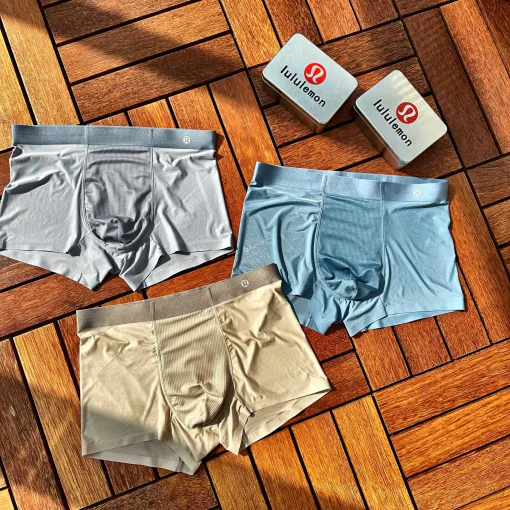 Luxus-Slips von Lululemon aus Seide, atmungsaktiv, luxuriös