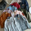 Hochwertiger Patagonia Mantel aus rotem Fleece im Patchwork-Stil