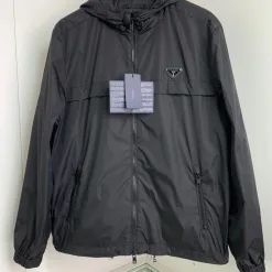 Luxus Prada Mantel Schwarz Klassischer Stil
