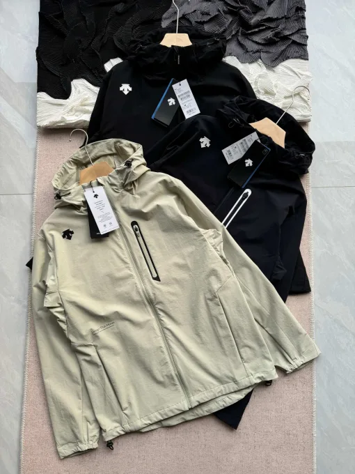 Premium Descente Mantel Schwarz Atmungsaktiv Luxus