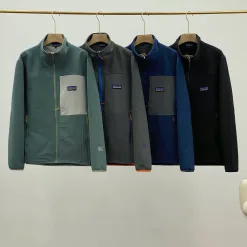 Hochwertige Patagonia-Jacke im schwarzen Fleece-Stil