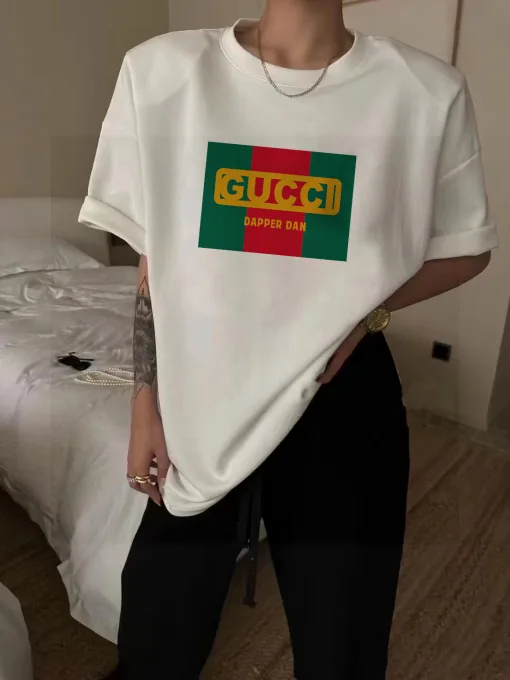 Hochwertige Gucci Kurzarm-Kollektion aus weißer Baumwolle mit Logo